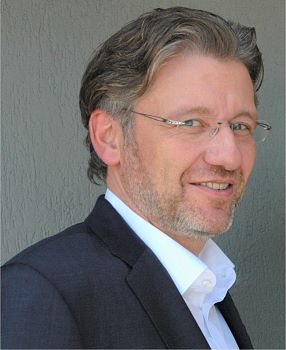 /media/mitarbeiter/mitarbeiter-vorschau/anton-ruech.jpg